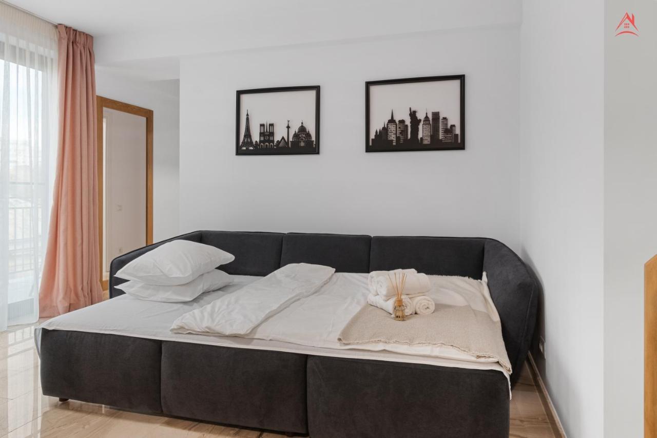 Opera - Cismigiu, Eroilor, Free Private Parking Apartment Bucharest
